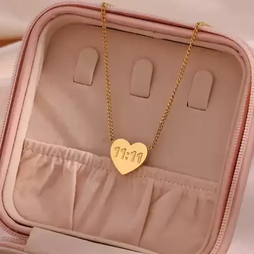 Minimalist Double 11 Heart Chain